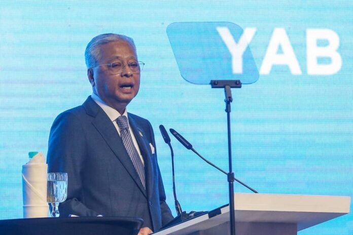 PM: Govt to conduct audit on cooking oil manufacturers, repackaging outlets to tackle oil subsidy abuse