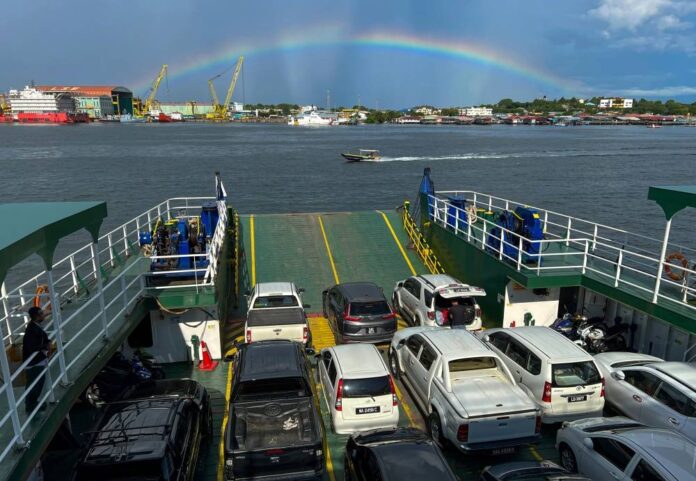 Labuan's ro-ro ferry terminal busy again for Aidiladha exodus
