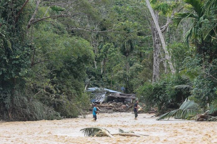 PM announces special aid for Baling flood victims