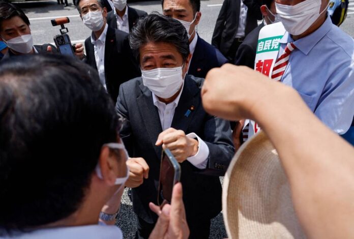 'Shock', 'concern': World reacts to Abe shooting