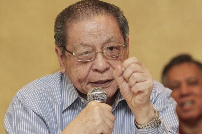 Kit Siang concurs with Wan Junaidi that new Malaysia Agreement proposal is 'nonsense'