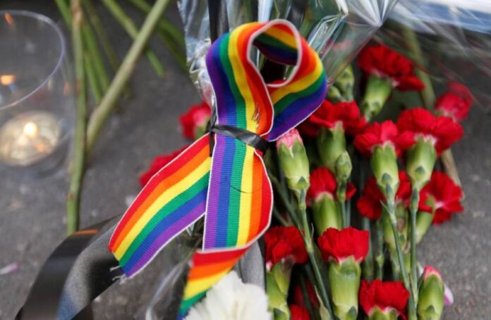 Russian lawmakers propose extending 'gay propaganda' law to all adults