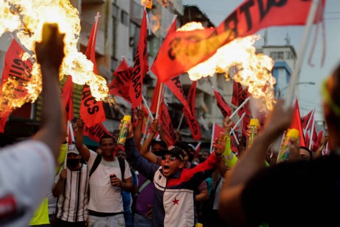 Panama protests continue despite fuel and food price cuts