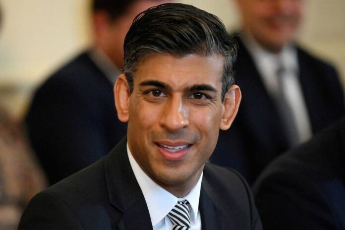 Sunak tops first round of voting for new UK Tory leader