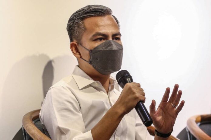 Report: PKR's Fahmi Fadzil warns MPs of GE15 voter anger if anti-party hopping Bill blocked