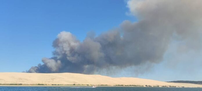 Wildfires still raging in southwestern France, now almost 4,000 hectares burnt