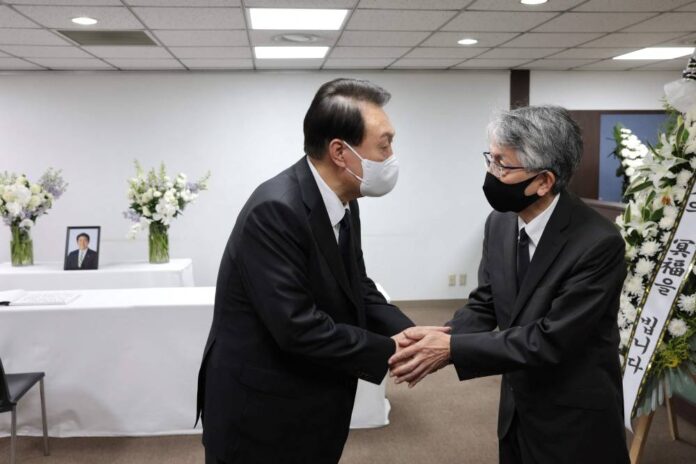 S.Korea seeks to kickstart talks to resolve historical feuds with Japan