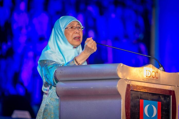Dr Wan Azizah: Don't treat your party mate as enemy and destroy what PKR's built together