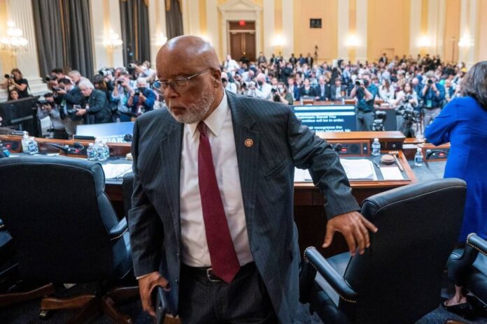 US panel probing Capitol attack to ask Secret Service about text deletion