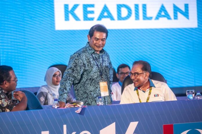 PKR 'dream team' of Anwar, Rafizi must compromise to avoid GE15 letdown, say analysts