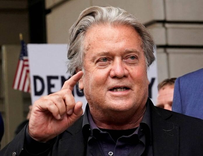 Prosecutors to begin presenting case against Trump ex-adviser Bannon