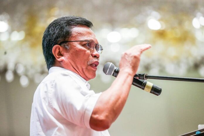 Twice rejected, ex-Sabah CM Shafie now bids for special assembly sitting on Sulu claim