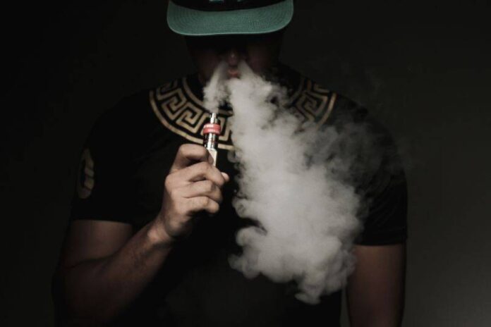 Groups urge Putrajaya to reconsider generational vape ban, say would jeopardise RM2b industry