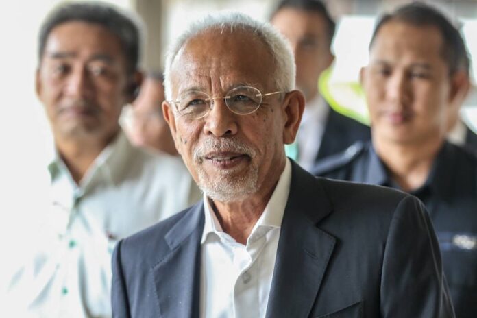 Shahrir Samad's money laundering trial begins