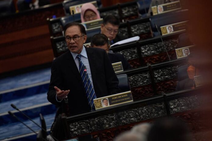 Anwar: Anti-hopping Bill not perfect, but will get Opposition's support