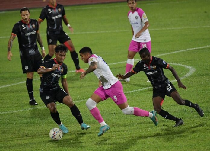 No coach, no problem as JDT hammer Sarawak; Negri up to third spot
