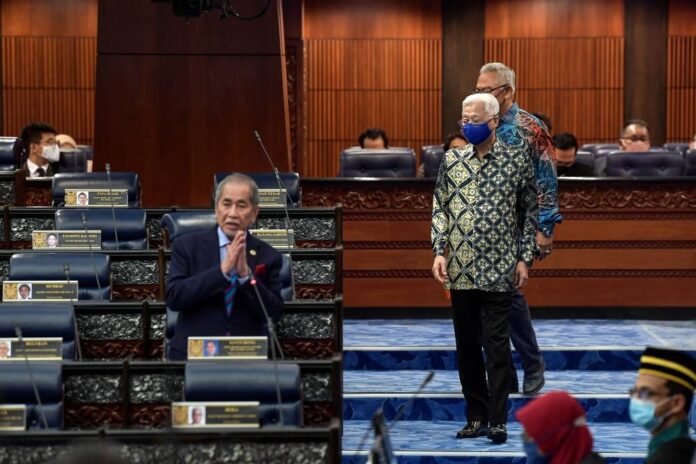 Anti-Party Hopping Bill passed unanimously in Parliament