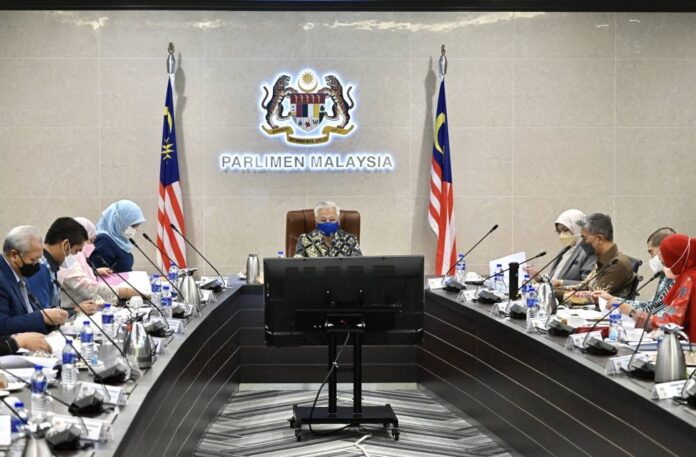 PM: Govt sets up task force for Welfare Dept leavers' further studies