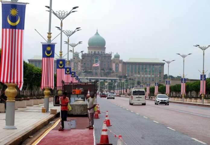 PM: Malaysia's economic growth expected to remain strong in Q2 this year