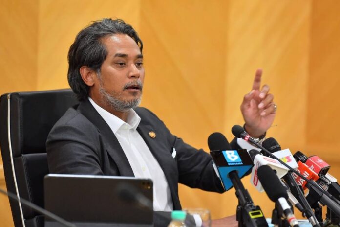 Khairy: Tobacco and Smoking Products Control Bill does not affect country's economy
