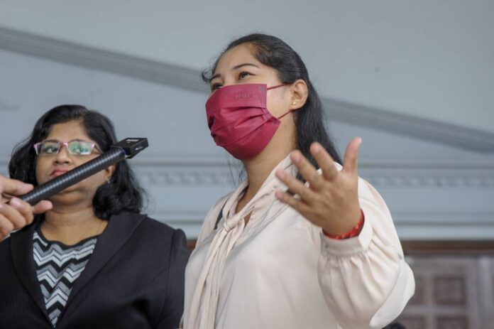 Hindu mother Loh Siew Hong to find out if able to challenge children's unilateral conversion in court