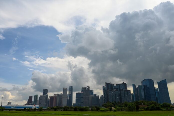 Singapore asked to indict Sri Lanka's exiled leader