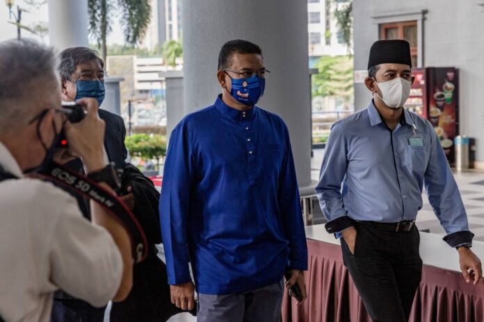 High Court sets aside subpoena in Lokman Adam's contempt of court case