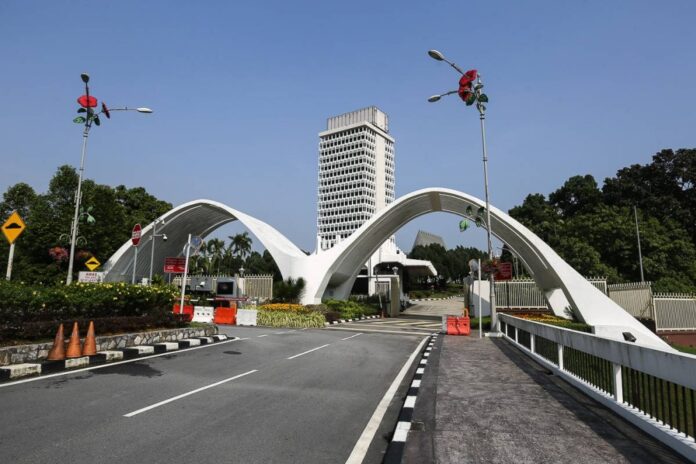 Putrajaya's flood preparedness among focus at Parliament today