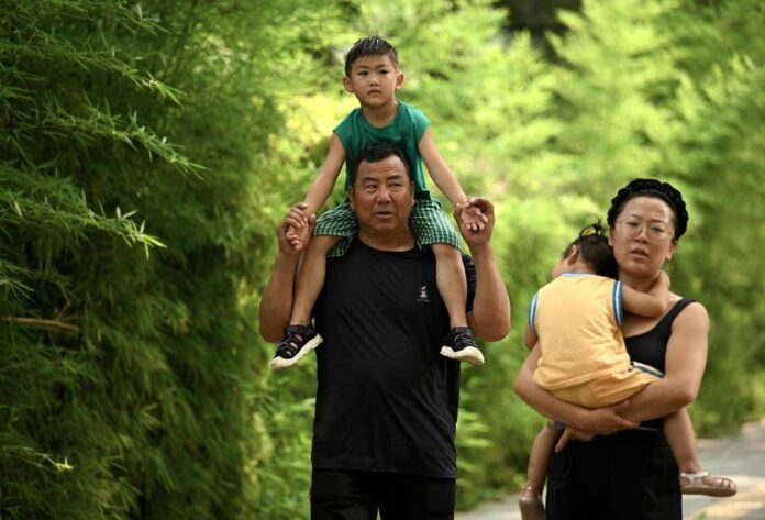 China population to begin shrinking by 2025, say officials
