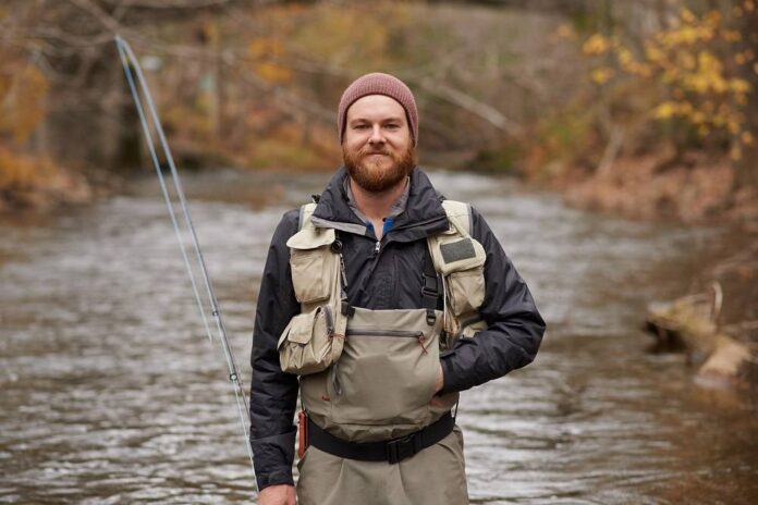 Fishing and birdwatching: Gen Z is getting into nature hobbies (VIDEO)