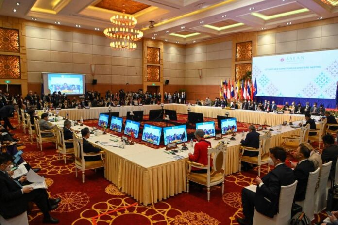 Asean condemns Myanmar for lack of peace progress
