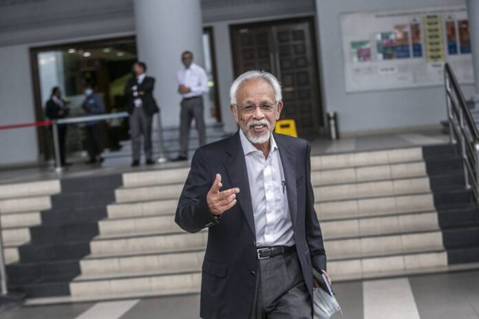 Witness says Umno branch in Johor received RM10,000 contribution from Shahrir Samad