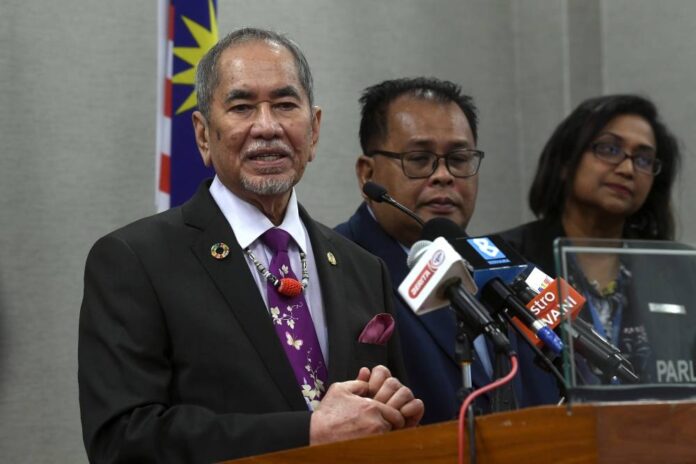Law minister: Anti-hopping law expected to be enforced by mid-Sept