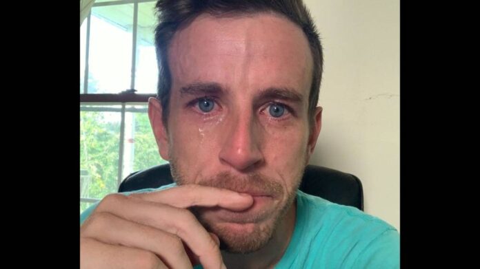 'Tone deaf': US CEO cops flak for posting crying selfie after firing employees