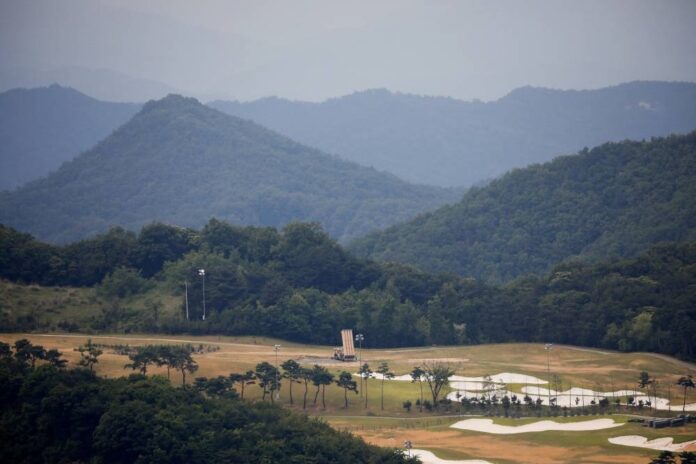 S.Korea, China clash over US missile shield, complicating conciliation