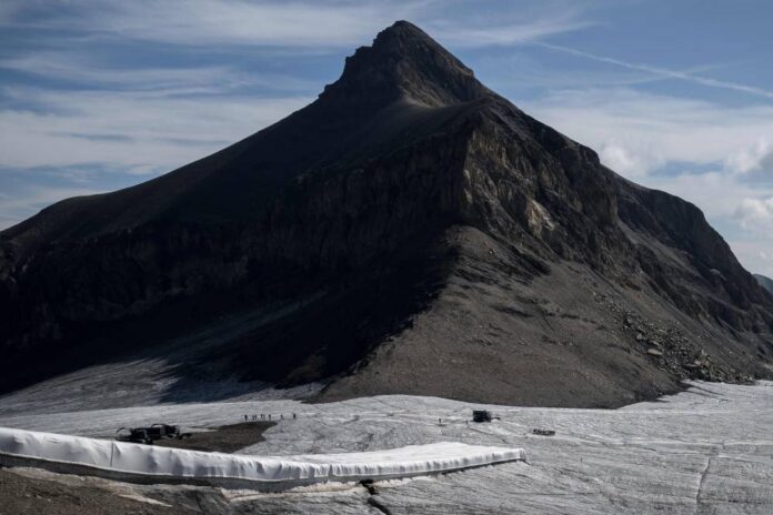 Swiss mountain pass set to lose all ice within weeks due to summer heatwave