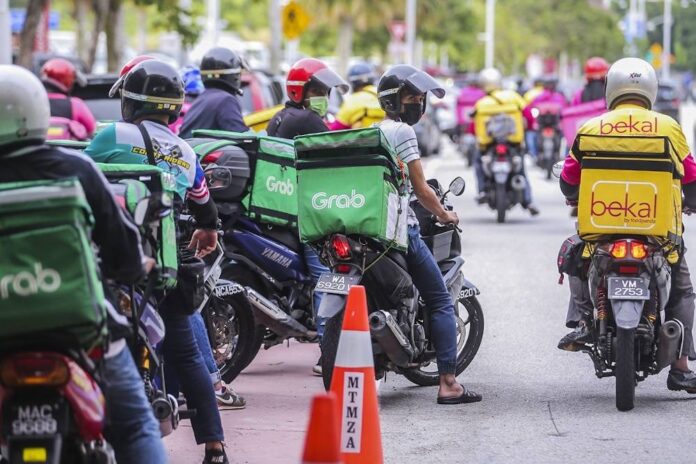 HR Ministry mulls scheme to better ensure welfare of p-hailing, e-hailing workers, says Saravanan