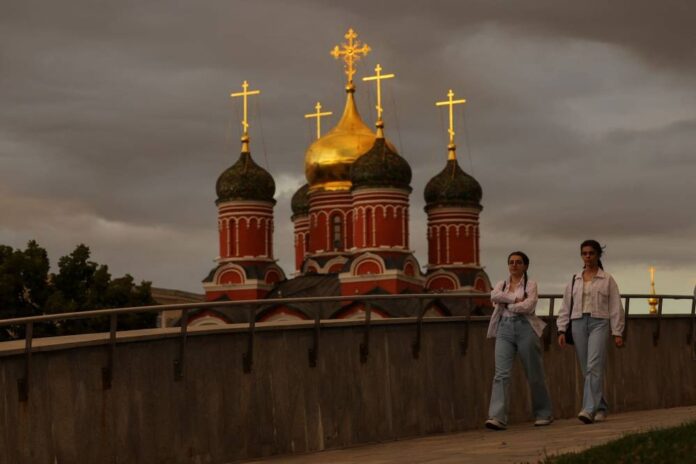 Moscow warns of end to Russia-US relations if assets seized