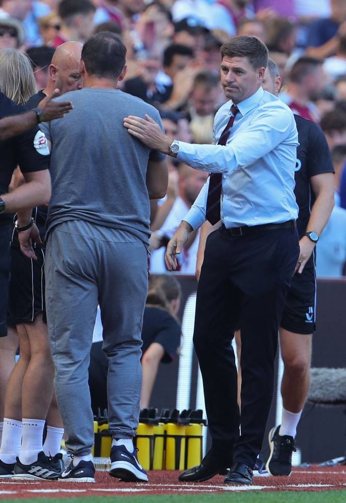 Gerrard wins duel with Lampard to get Villa off the mark