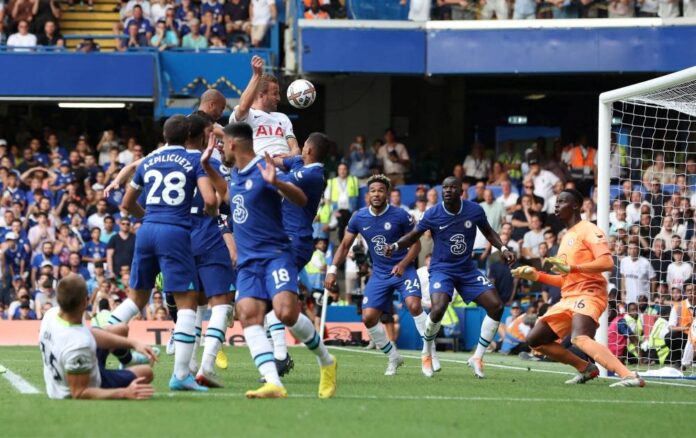 Kane salvages point for Spurs at Chelsea, Tuchel and Conte see red