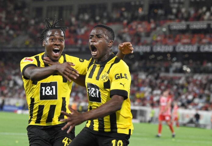 'Very special': English teenager Bynoe-Gittens extends Dortmund deal