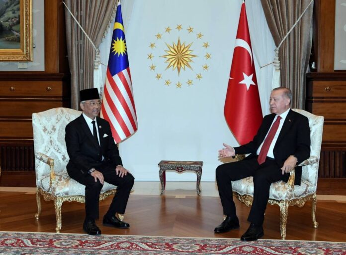 Agong conferred Turkey's highest award by Erdogan