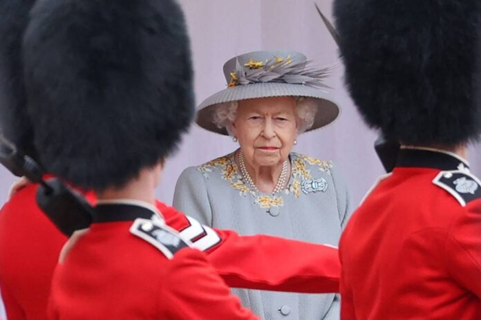 'I am here to kill the queen,' Windsor Castle intruder told police