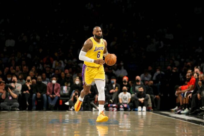 Report: LeBron agrees two-year Lakers extension for US$97m