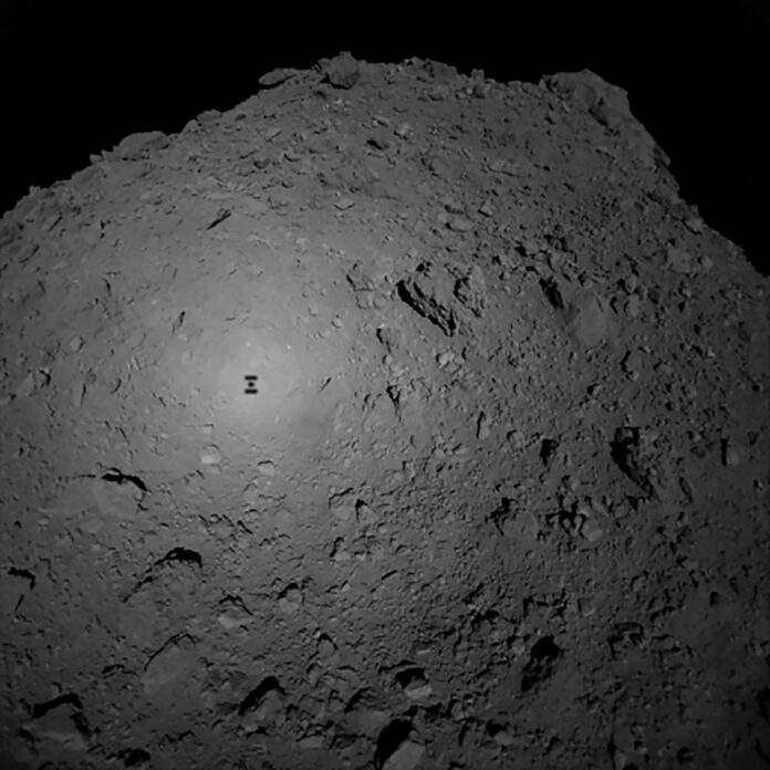 Study: Space mission shows Earth's water may be from asteroids