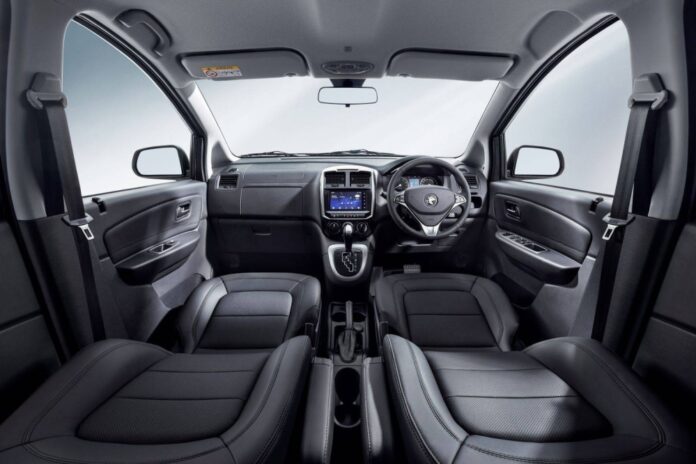 Proton Exora 2023: New round logo, ESC as standard and it costs RM3,000 more