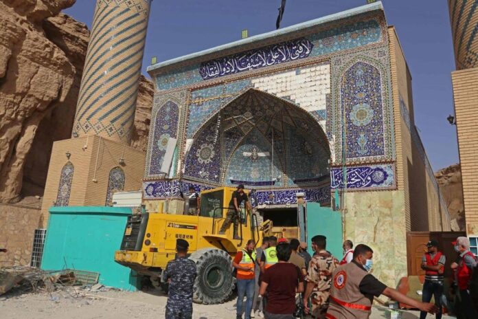 Five pilgrims killed in landslide at Iraq Muslim shrine