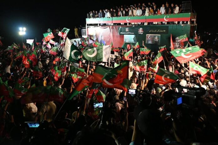 Pakistan opposition warns Khan arrest would be 'red line'