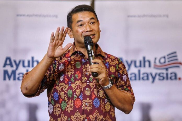 Rafizi: Why did Zainab's Alizes Marine buy mineral water, cotton buds as part of LCS project's spare parts?