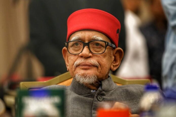 Guan Eng: Many reports already lodged, so when will cops act on PAS' Hadi for racist remarks?